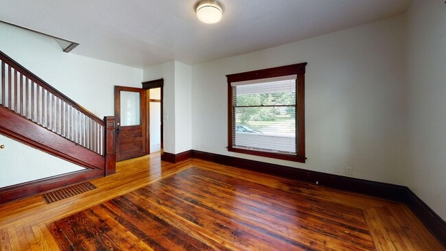 Photo - 127 Shepard St Townhome