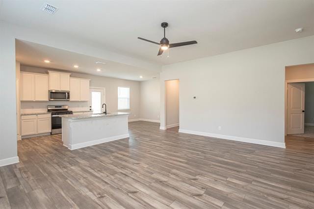 Building Photo - 805 Jackel Dr