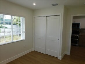 Building Photo - 2754 NW 26th St