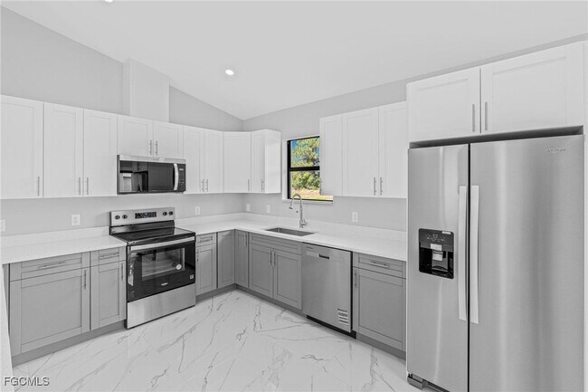 Foto del edificio - 633 Windermere Dr