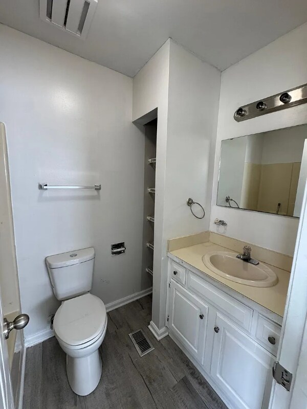 Foto del edificio - 4807 Little River Rd