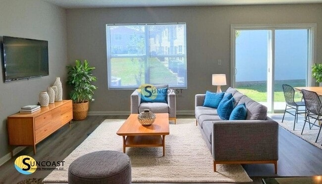 Foto del edificio - 9199 Western Way