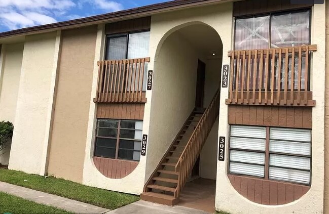 Building Photo - 3029 NW 118th Dr