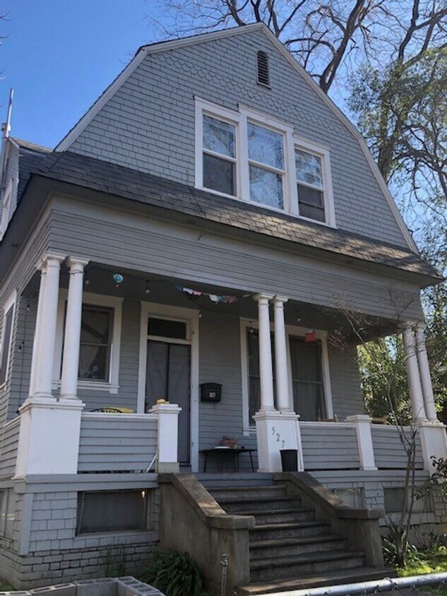 527 Cherry St Unit 527 Cherry Street 1A, Chico, CA 95928 Room for