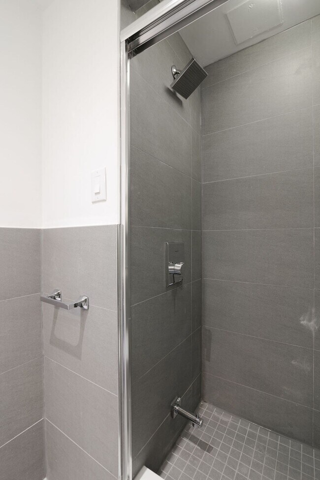 Photo du bâtiment - 4555 Av. Bonavista