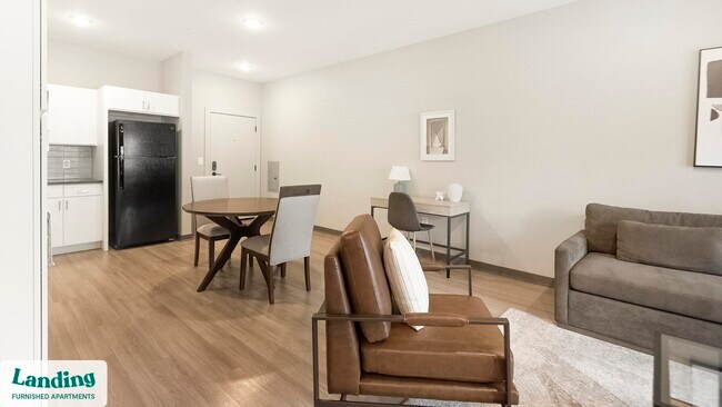 Foto del edificio - 645 N Front St