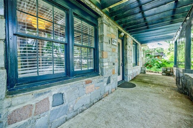 Foto del edificio - 183 Locust St NE