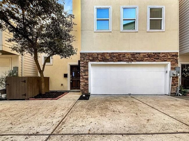 Building Photo - 6625 Letein St