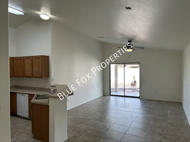 Building Photo - 6577 E Cooperstown Dr