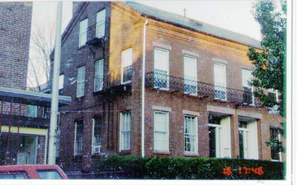 Building Photo - 343 Harvard St