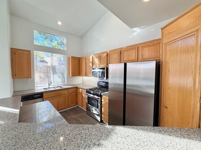 Building Photo - Beautiful Home in the Aspire Encore Community of Scripps Ranch