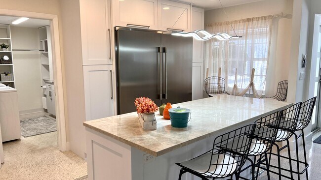 Foto del edificio - 464 NW 11th St