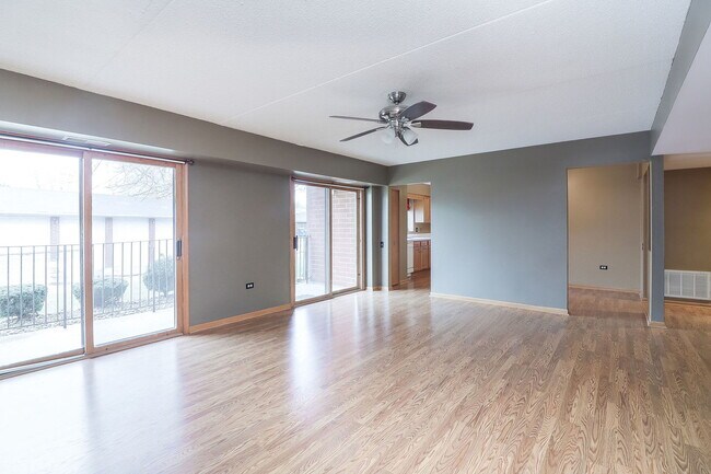 Foto del edificio - 18100 Rita Rd