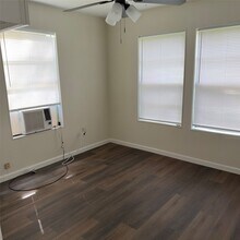 Building Photo - 1216 Gifford Ln