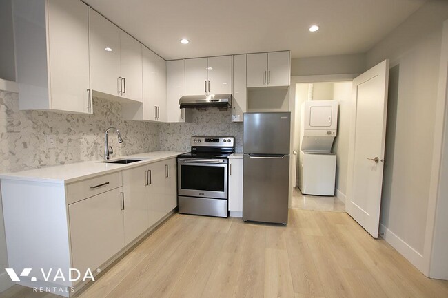 Building Photo - Killarney Basement Suite Rental 2803B East...