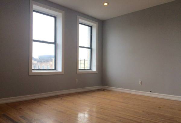 Building Photo - 40 Riverdale Ave