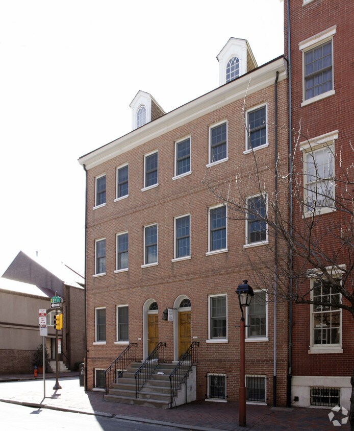 Building Photo - 264-266 S 4th St