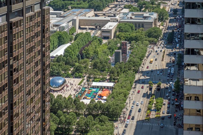 Foto del edificio - 41 E Lake St