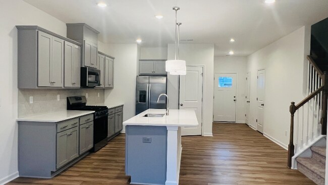 Foto del edificio - 757 Kitfox Dr NW