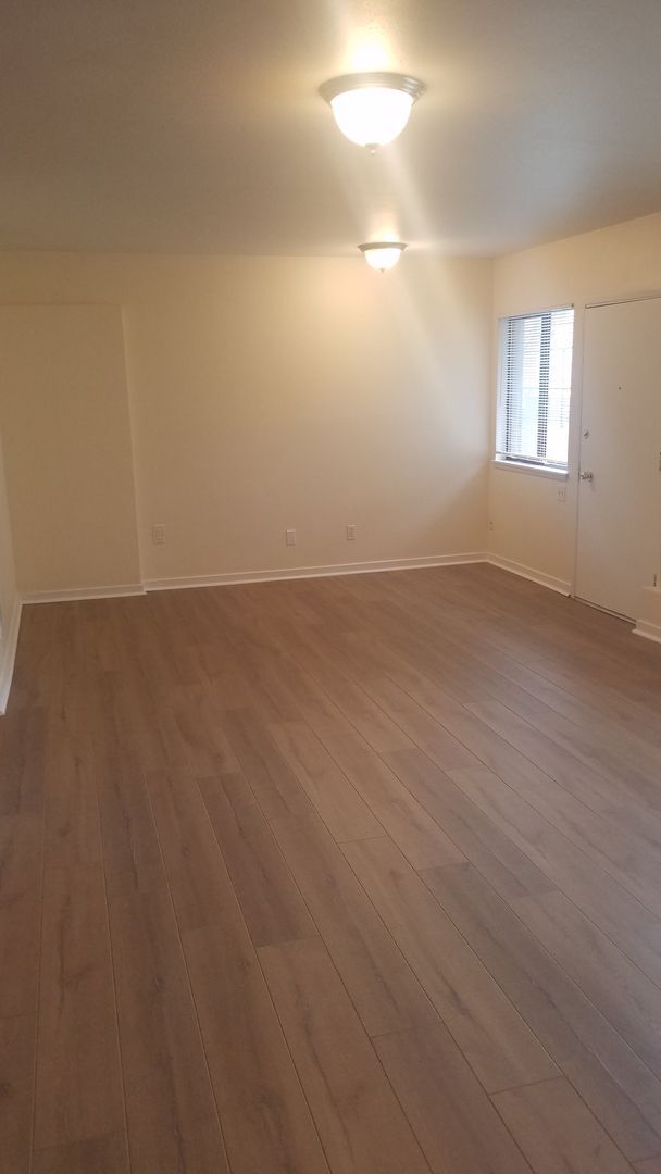 Foto del edificio - 3403 22nd Ave W