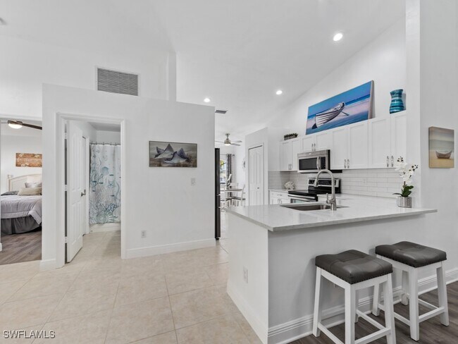 Building Photo - 5257 Whitten Dr