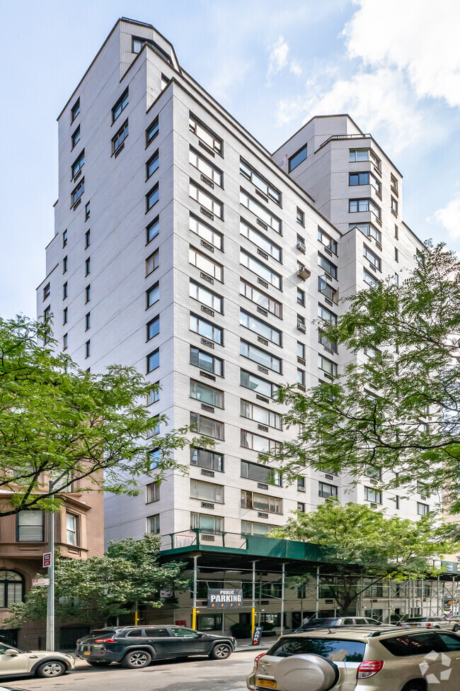 View from Street - 69 E 80th St