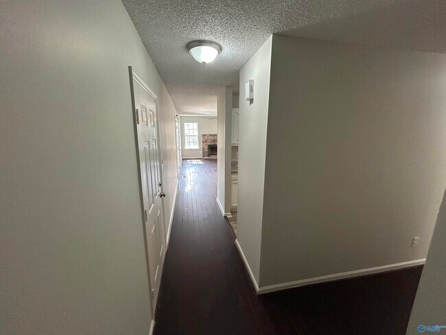 Building Photo - 109 Portal Ln