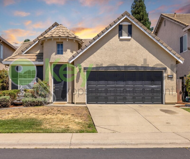 Primary Photo - 209 Needle Ct