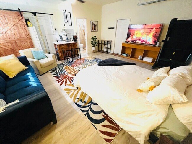 Foto del edificio - 507 NE 34th St