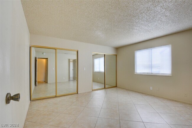 Foto del edificio - 4988 Newport Cove Dr