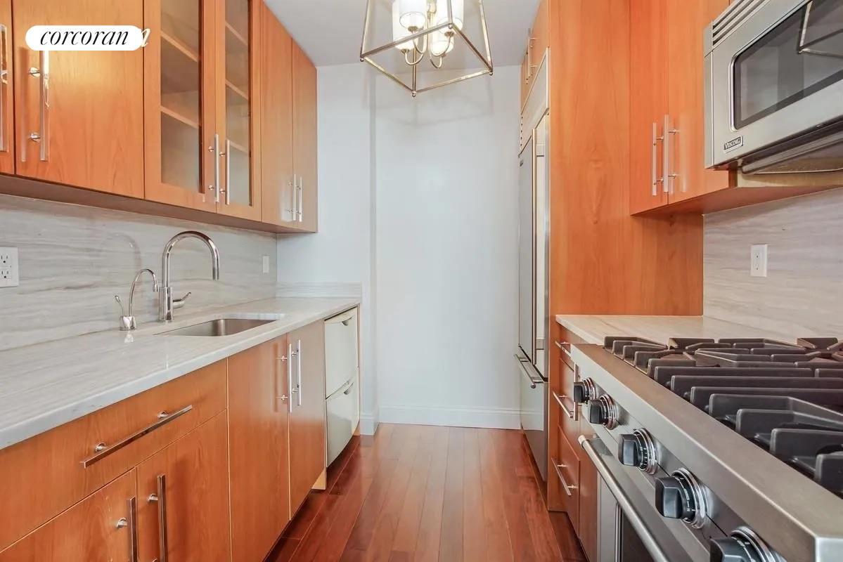 88 Greenwich St Unit 1908, New York, NY 10006 Room for Rent in New York, NY