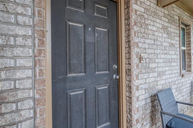 Building Photo - 18802 Bailey Oaks Ln