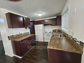 Building Photo - 14157 SW Allen Blvd