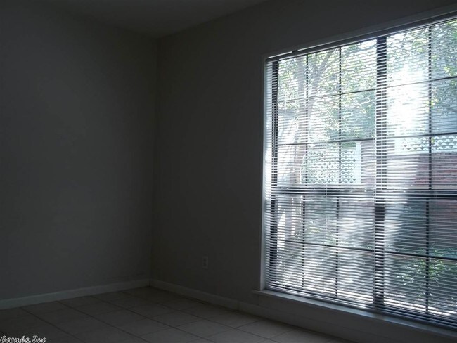Foto del edificio - 415 W 18th St