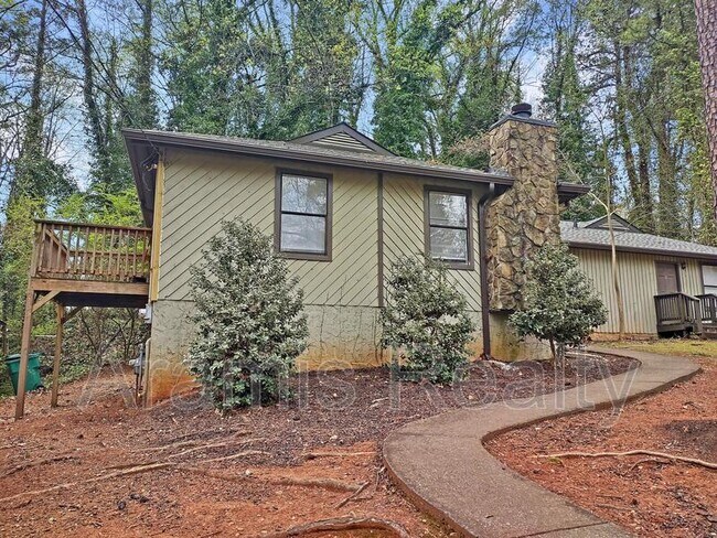 Building Photo - 1259 N Lea Ct SE