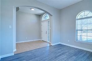 Building Photo - 112 Ravinia Ct