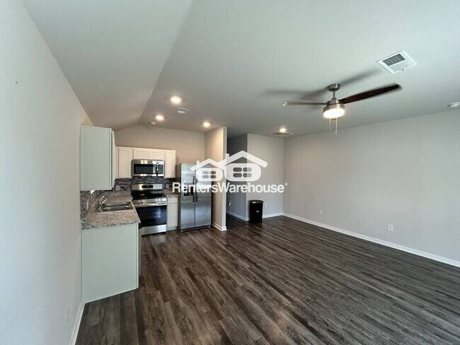 Foto del edificio - Get ready to call the Carlie II Plan Home!