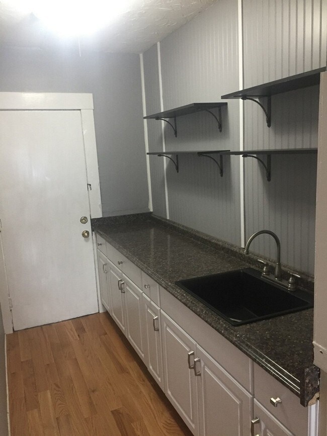 New counter top and fixtures - 18 Manahan St