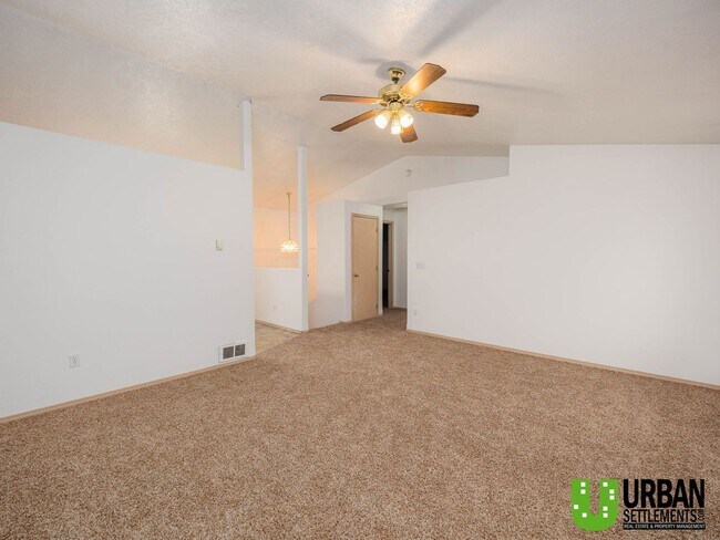 Foto del edificio - Mission Ave. 15313-15315 E