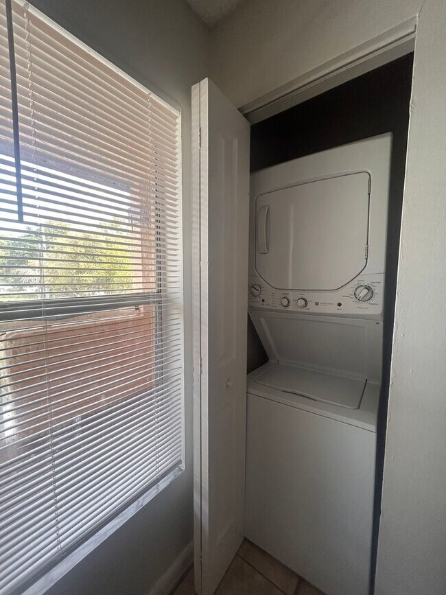 Building Photo - Lease Today and Get 2 Months Free!