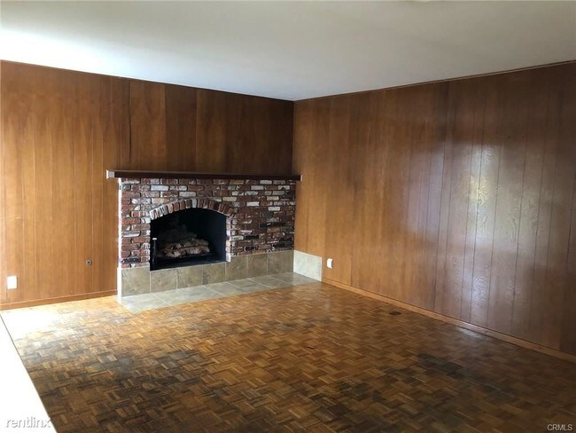Building Photo - 3 br, 2 bath House - 1435 W Westmont Dr