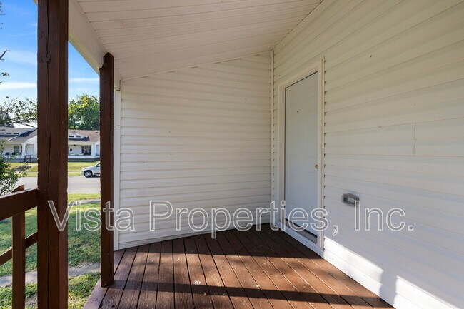 Photo - 835 S 38th St House