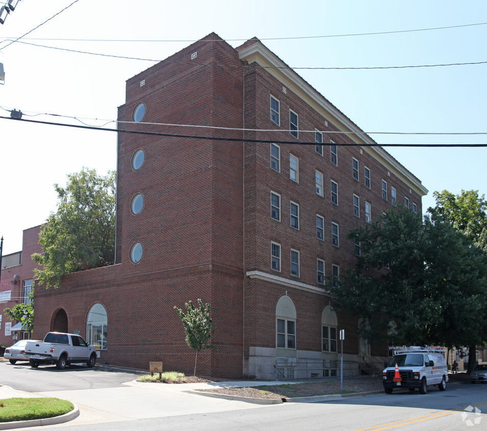 Foto del edificio - Belvedere Apartments