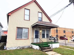 Building Photo - 11326 Saint Aubin St