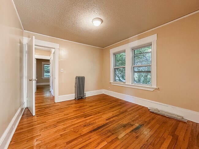 Foto del edificio - 1017-1019-1019 Canterbury St