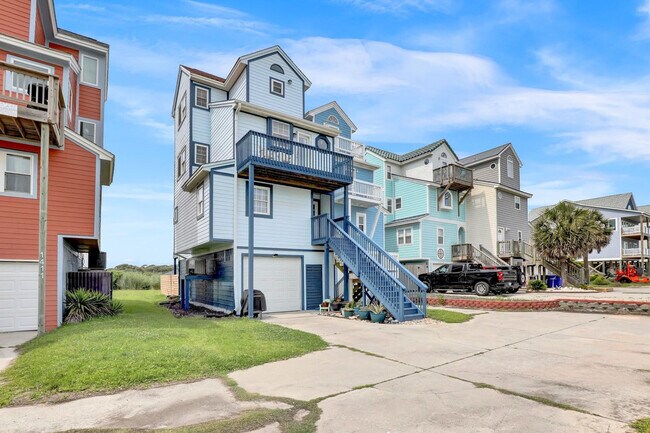 Building Photo - 1413 New River Inlet Rd