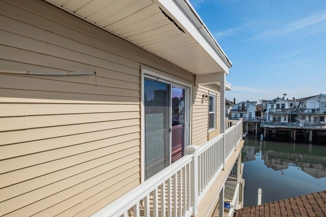 Building Photo - 69 N Harrisburg Ave