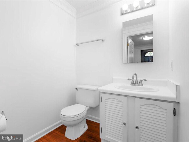 Foto del edificio - 4339 Thistlewood Terrace