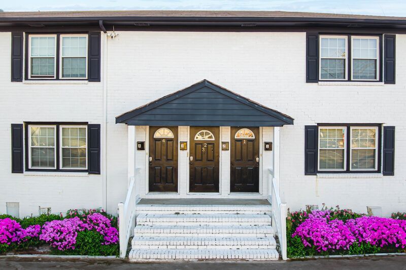 Foto principal - 963 W Ocean View Ave