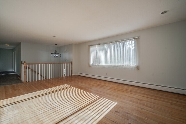 Foto del edificio - 112 Barbara Ln